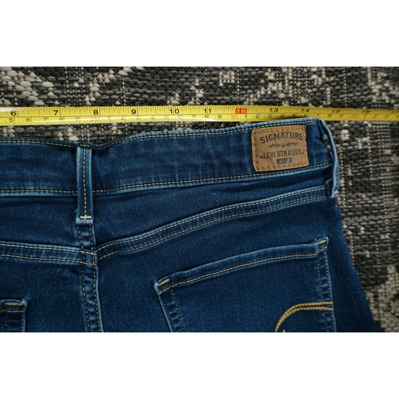 Signature Levi Strauss Women's Skinny Jeans Dark Wash Mid Rise Stretch Denim 12M - Picture 12 of 12